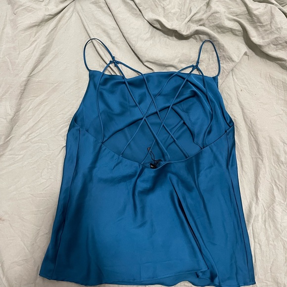 Dynamite blue top, satin material size M - Picture 3 of 3